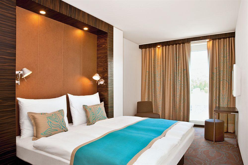 Motel One Hamburg-Altona ภายนอก รูปภาพ