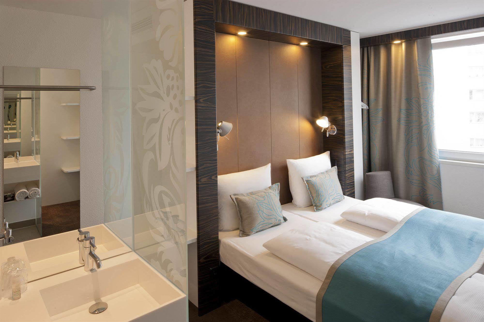 Motel One Hamburg-Altona ภายนอก รูปภาพ