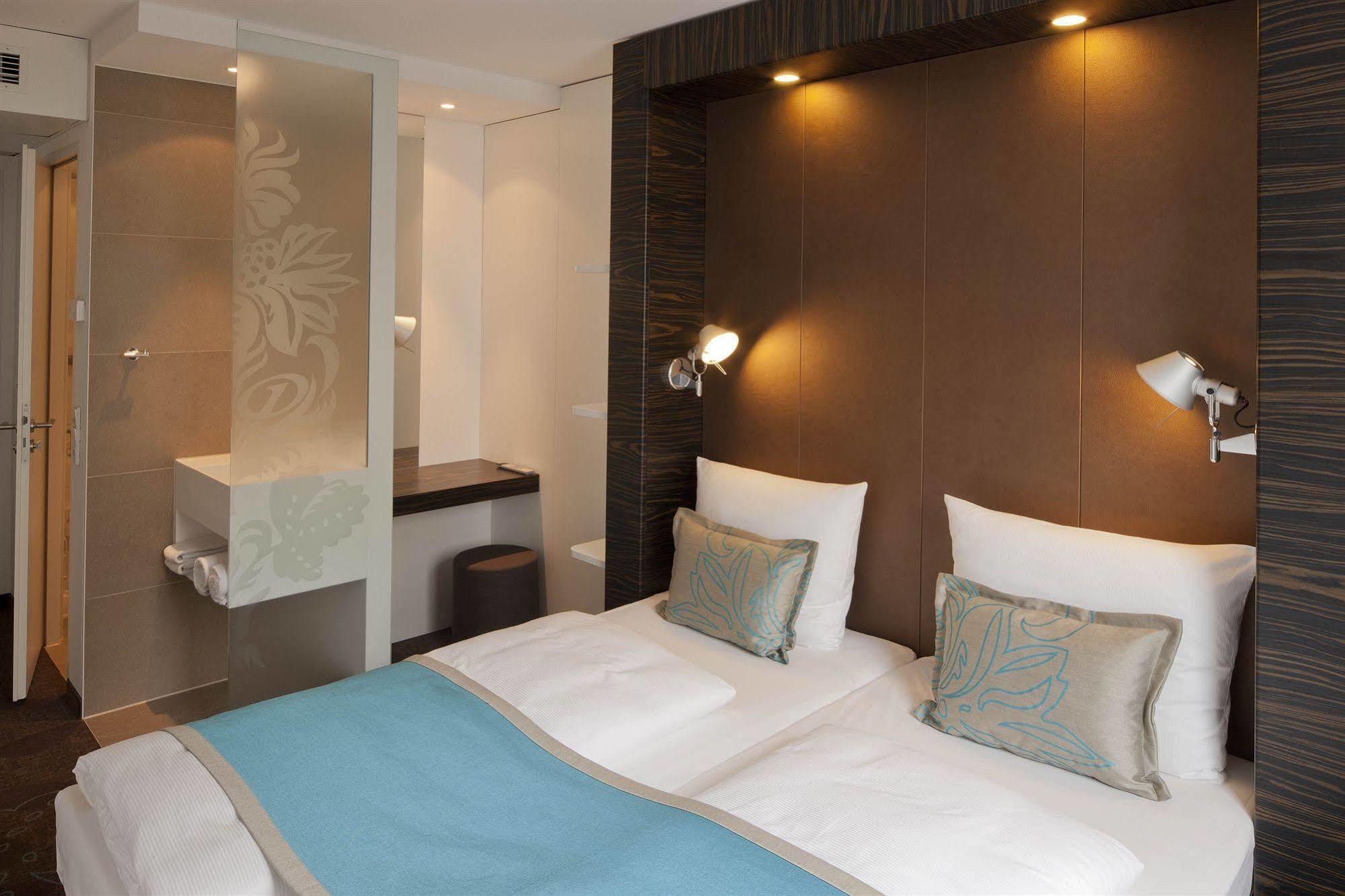 Motel One Hamburg-Altona ภายนอก รูปภาพ